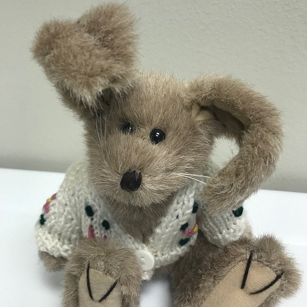 Studio 33 Plush Bunny Rabbit 9" Stuffed Animal 1998