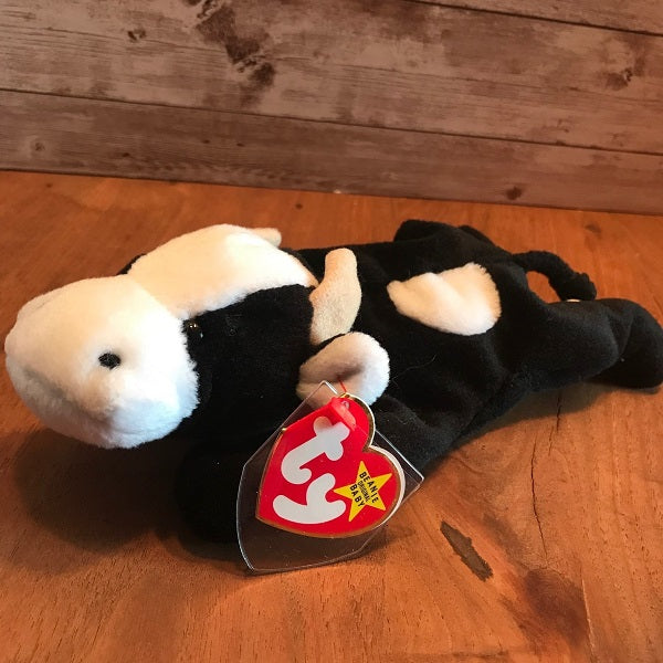 TY Beanie Baby Daisy the Cow