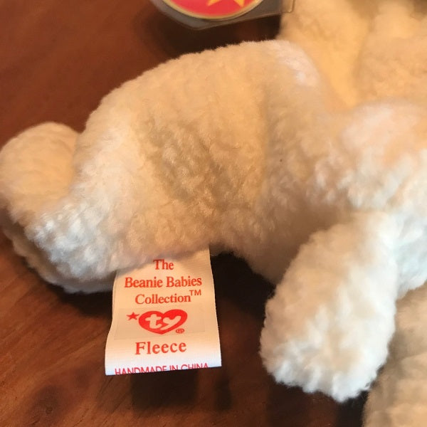 TY Beanie Baby Fleece the Lamb