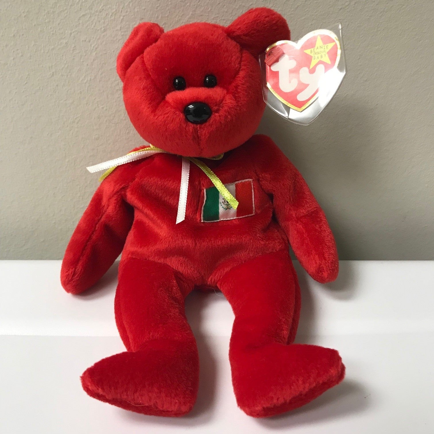 Ty Beanie Baby Osito Mexican Bear 1999 Red Plush with Flag