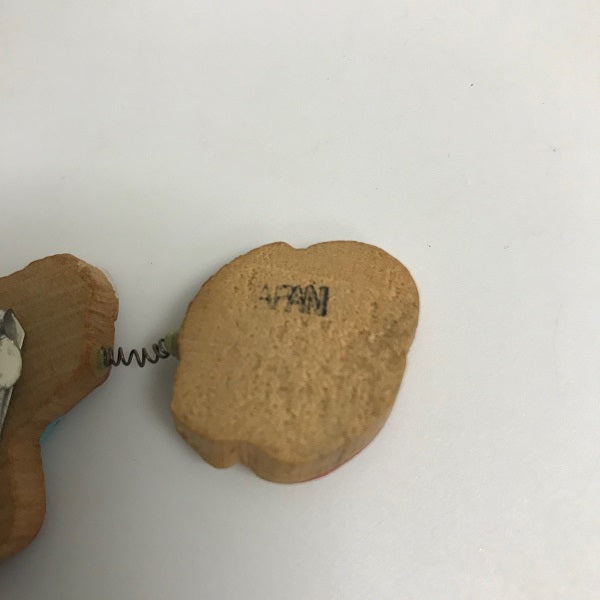 Vintage Carved Wooden Duck Spring Bobble Head Broach Japan