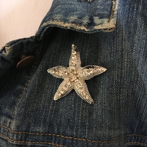 Vintage Silver Tone Starfish Brooch with Clear Rhinestones