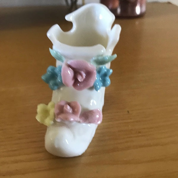 ceramic shoe with flowers