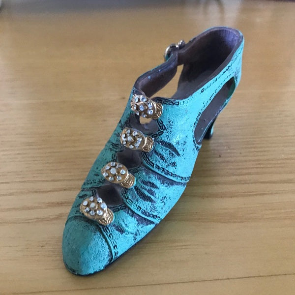 Green resin miniature shoe