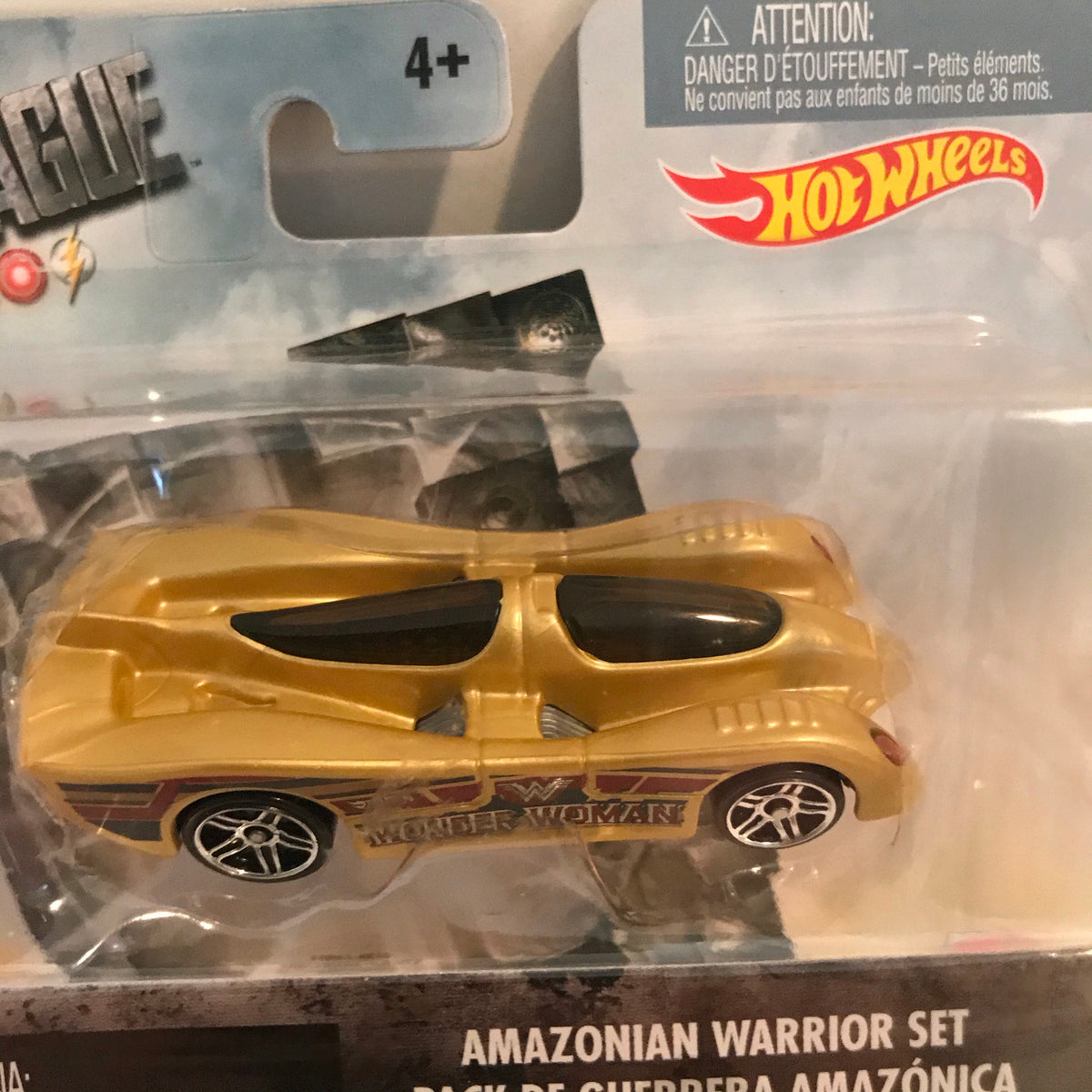 DC Justice League Wonder Woman Hot Wheels-Chickenmash Farm