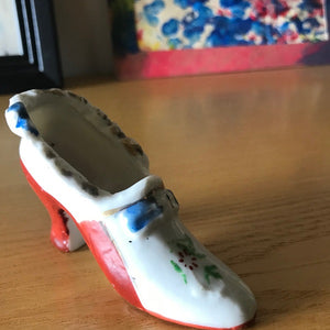Miniature shoe collectible Japanese porcelain