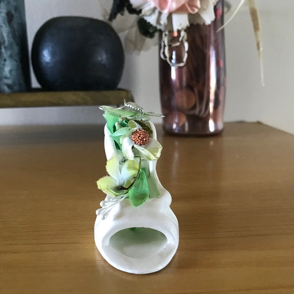 Porcelain White Shoe Open Toe Shoe with Flowers